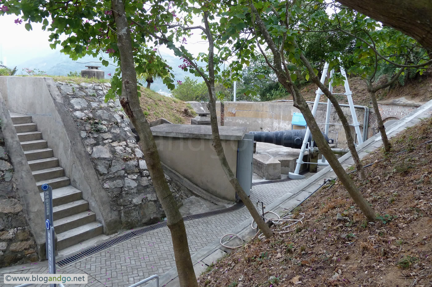 Lyemun Fort - West Battery 9-inch RML Gun Emplacements